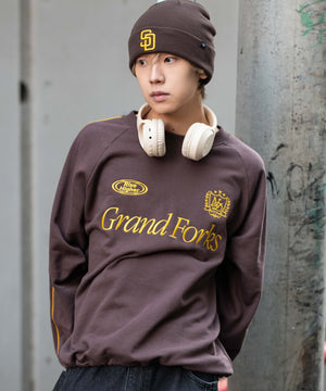 ブラウン モデル：175cm L着用