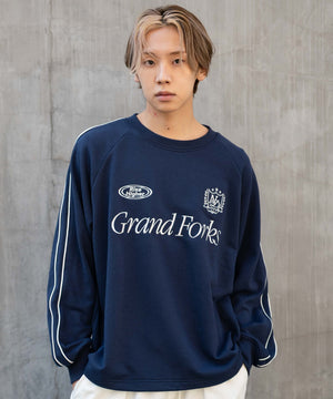 ネイビー モデル：175cm L着用