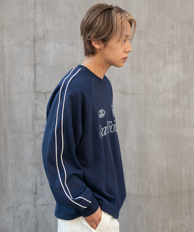 ネイビー モデル：175cm L着用