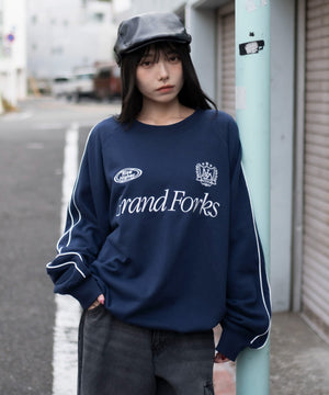 ネイビー　モデル：159cm L着用