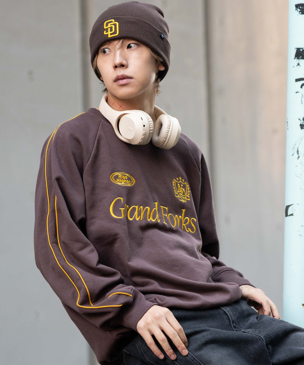 ブラウン モデル：175cm L着用