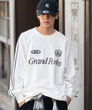 ホワイト モデル：175cm L着用