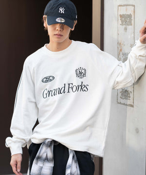 ホワイト モデル：175cm L着用