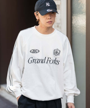 ホワイト モデル：175cm L着用