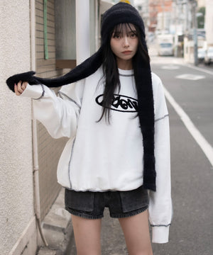 ホワイト　モデル：159cm M着用