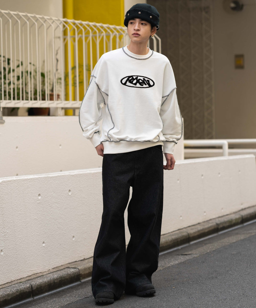 ホワイト モデル：180cm L着用