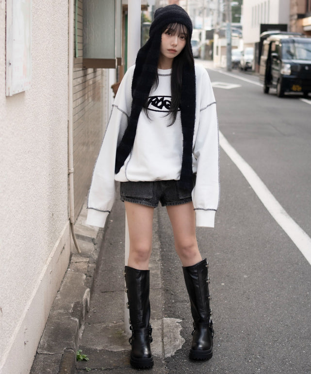 ホワイト　モデル：159cm M着用