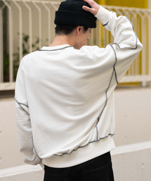 ホワイト モデル：180cm L着用