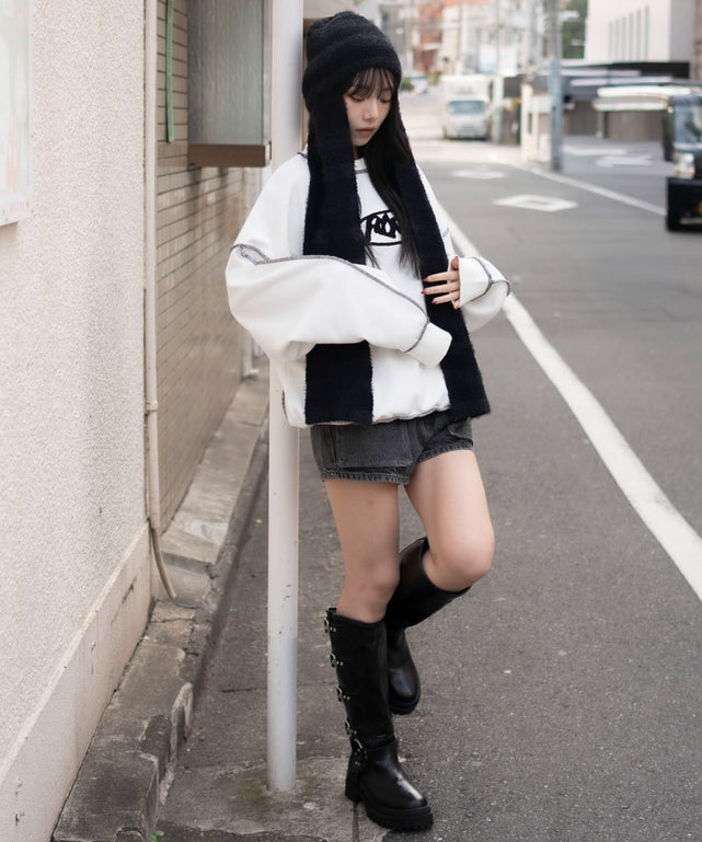 ホワイト　モデル：159cm M着用