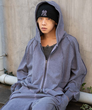 ネイビー モデル：175cm L着用