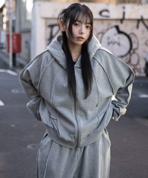 杢グレー　モデル：159cm M着用