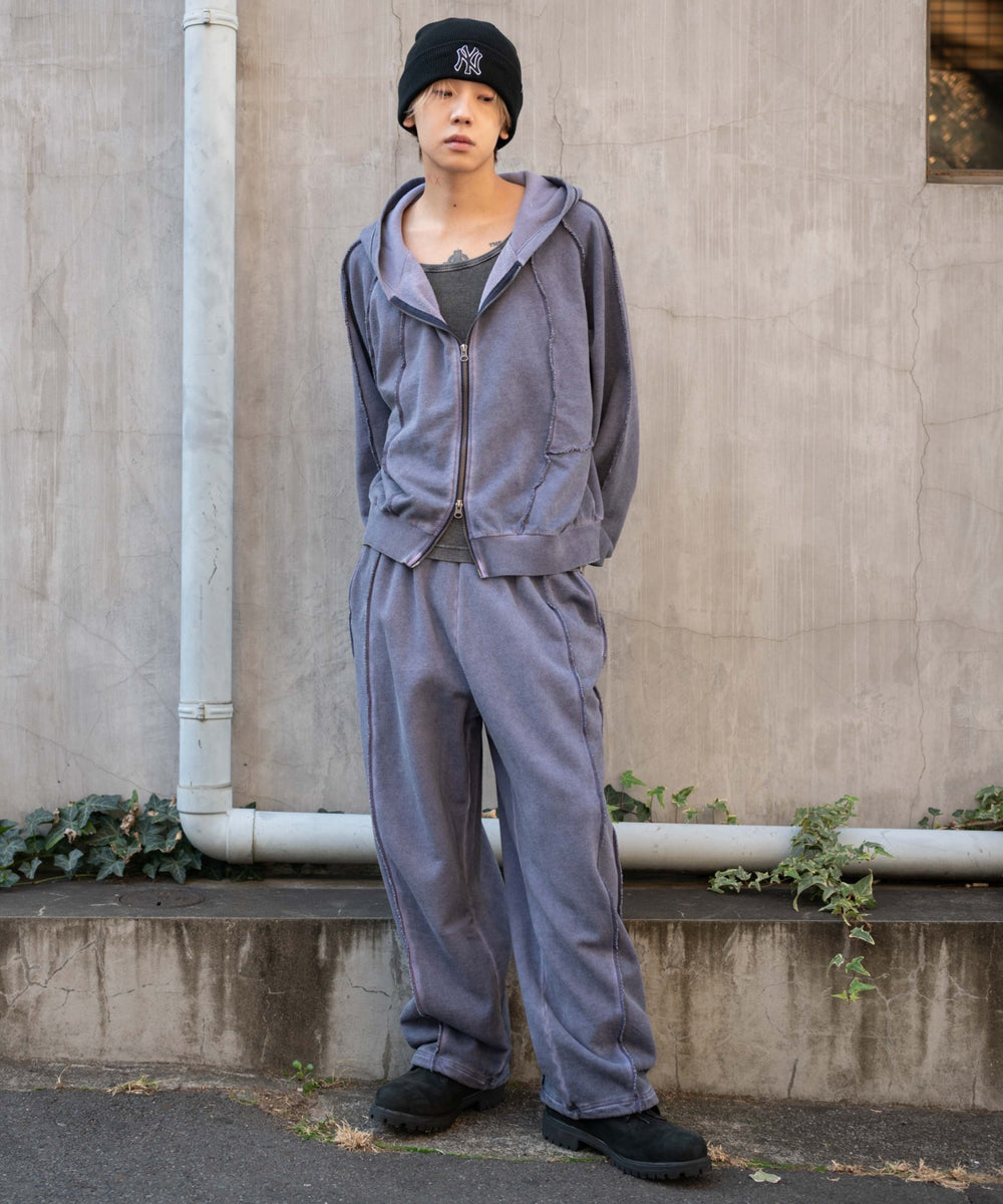 ネイビー モデル：175cm L着用