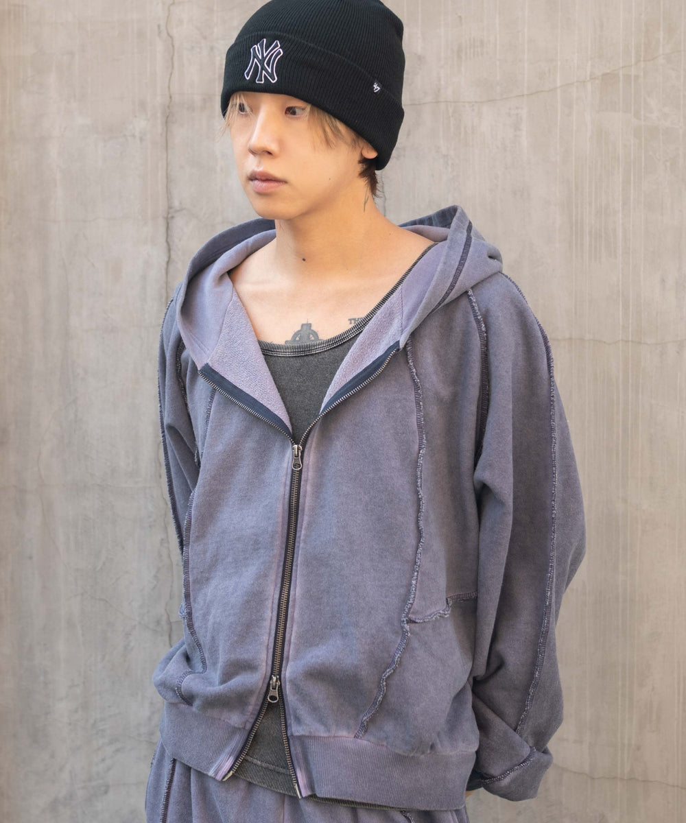 ネイビー モデル：175cm L着用