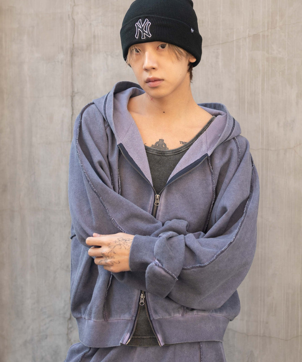 ネイビー モデル：175cm L着用