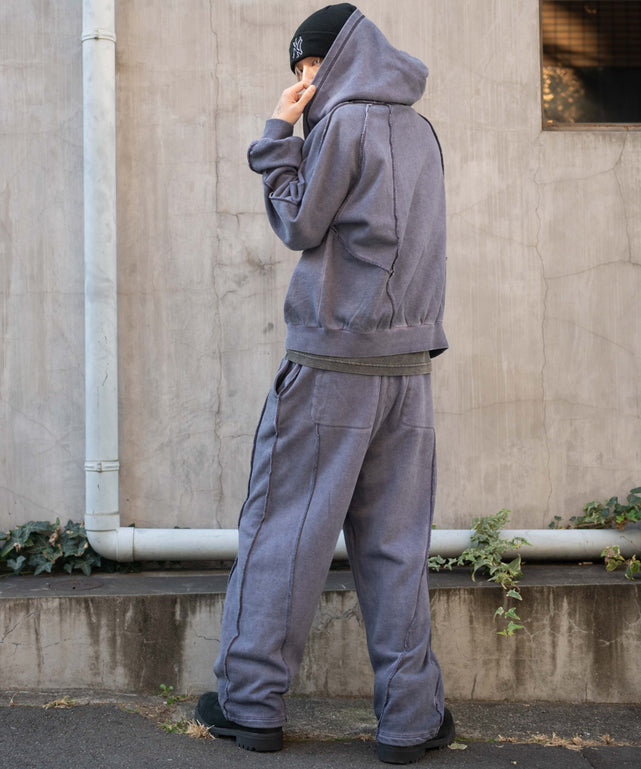 ネイビー モデル：175cm L着用