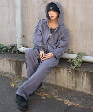 ネイビー モデル：175cm L着用