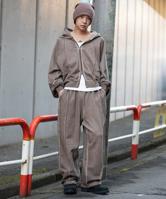 ブラウン モデル：175cm L着用