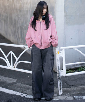 ピンク　モデル：159cm M着用