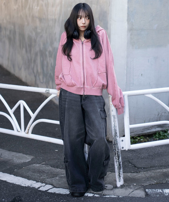 ピンク　モデル：159cm M着用