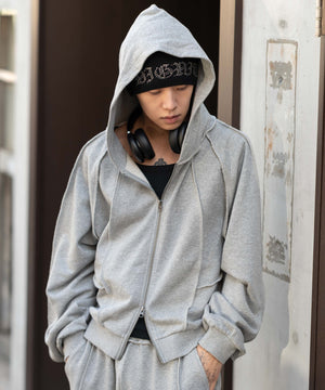 杢グレー モデル：175cm L着用