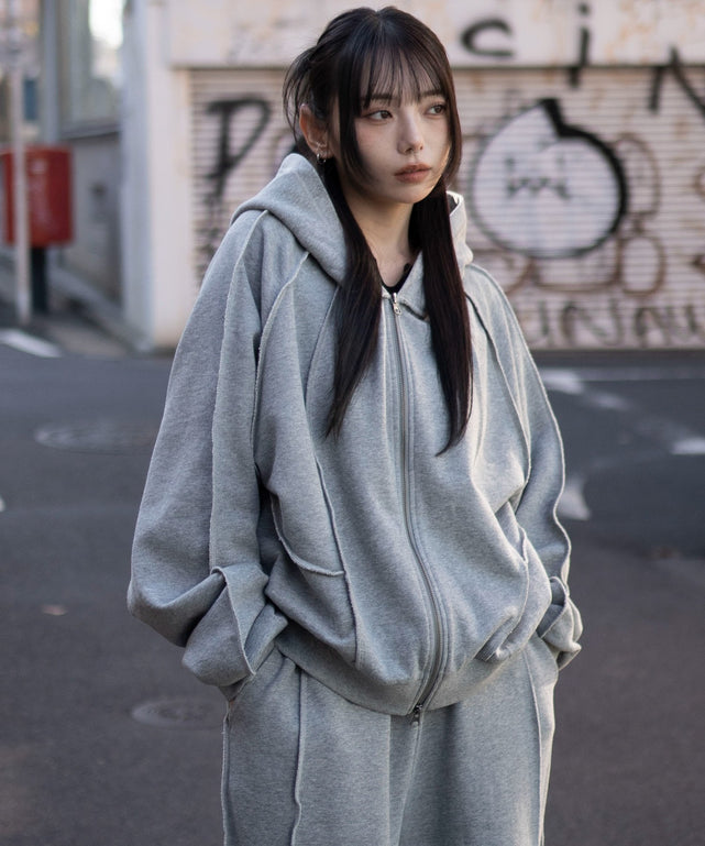 杢グレー　モデル：159cm M着用