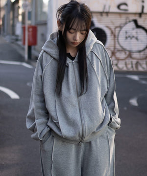 杢グレー　モデル：159cm M着用