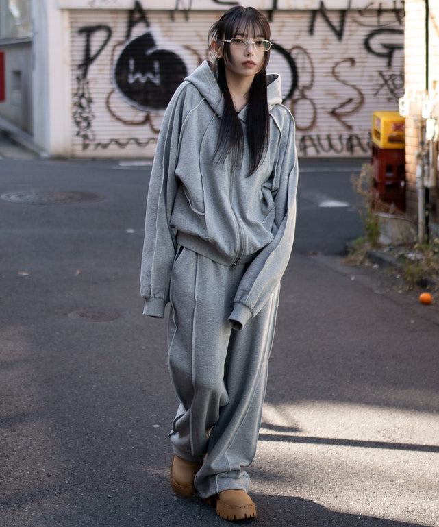 杢グレー　モデル：159cm M着用