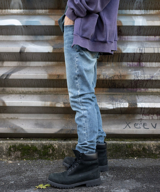 デニム中濃加工 モデル：175cm L着用