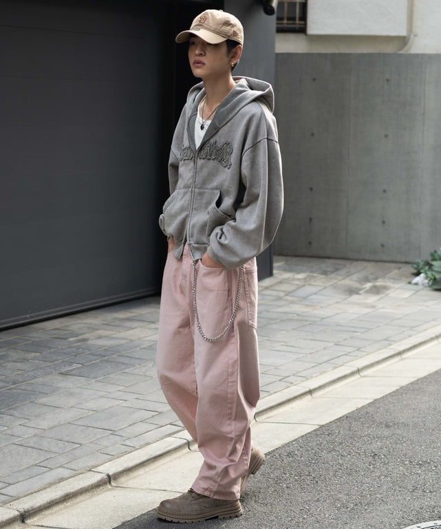 ピンク モデル：180cm L着用