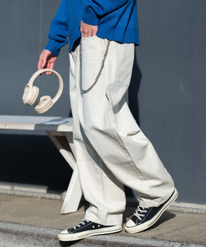 ホワイトアイボリー モデル：180cm L着用