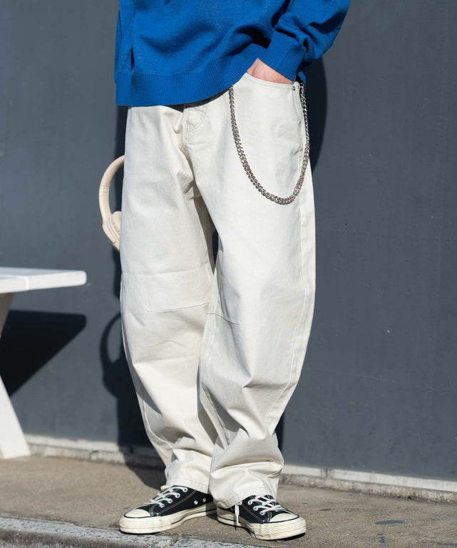 ホワイトアイボリー モデル：180cm L着用