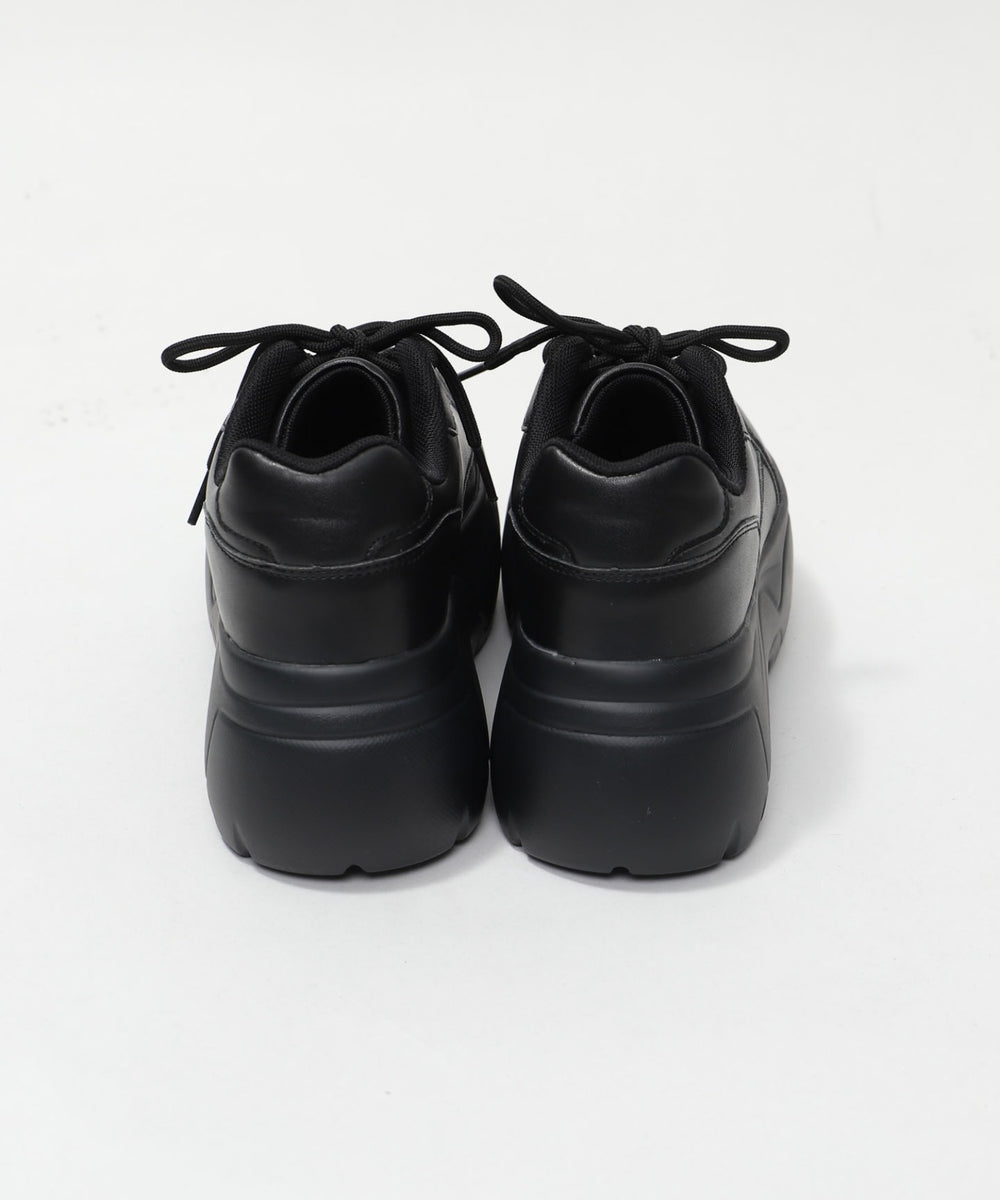 厚底スニーカー
