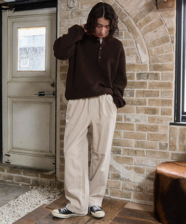Lベージュ モデル：182cm L着用