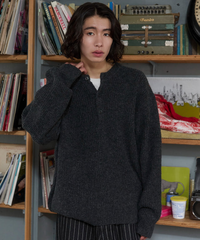 チャコール モデル：182cm L着用
