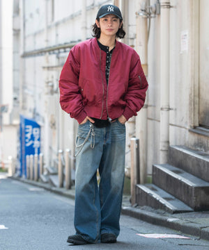 ワイン モデル：182cm L着用