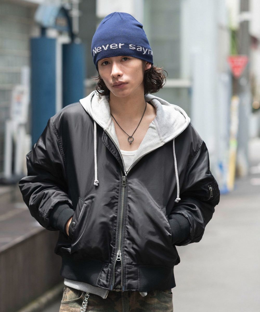 ブラック モデル：182cm L着用