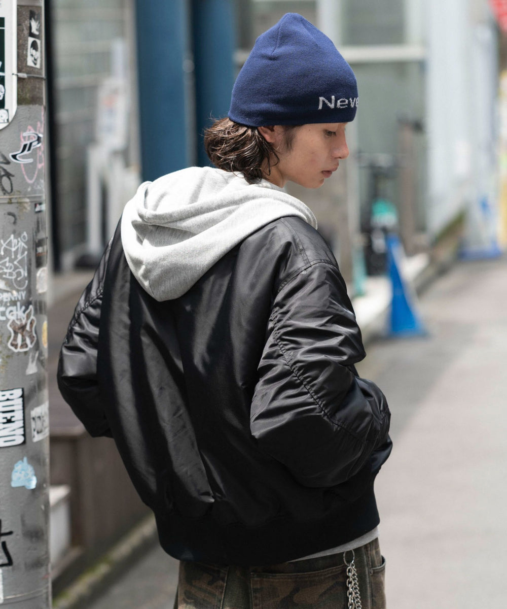 ブラック モデル：182cm L着用