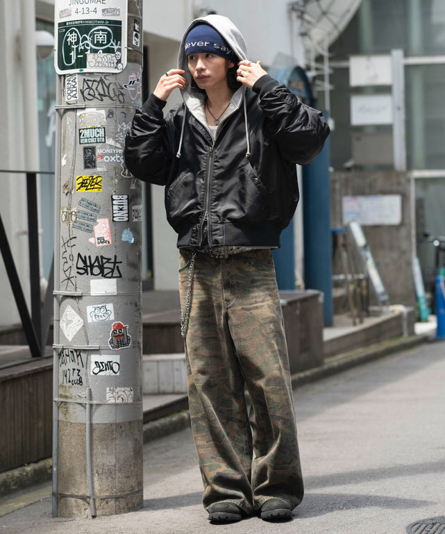 ブラック モデル：182cm L着用