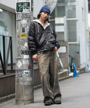 ブラック モデル：182cm L着用