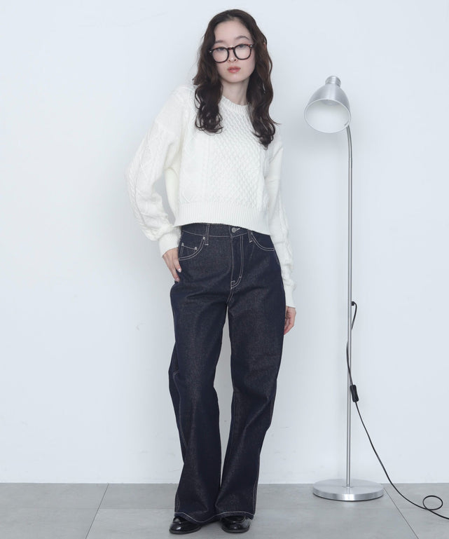 ホワイト　モデル：163cm M着用