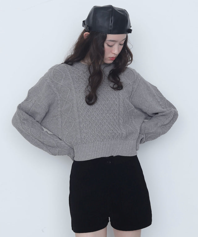 グレー　モデル：163cm F着用