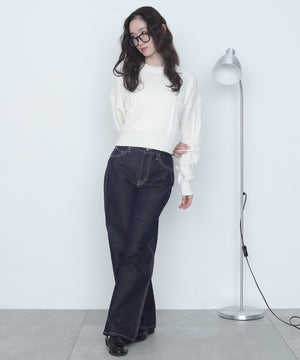 ホワイト　モデル：163cm M着用