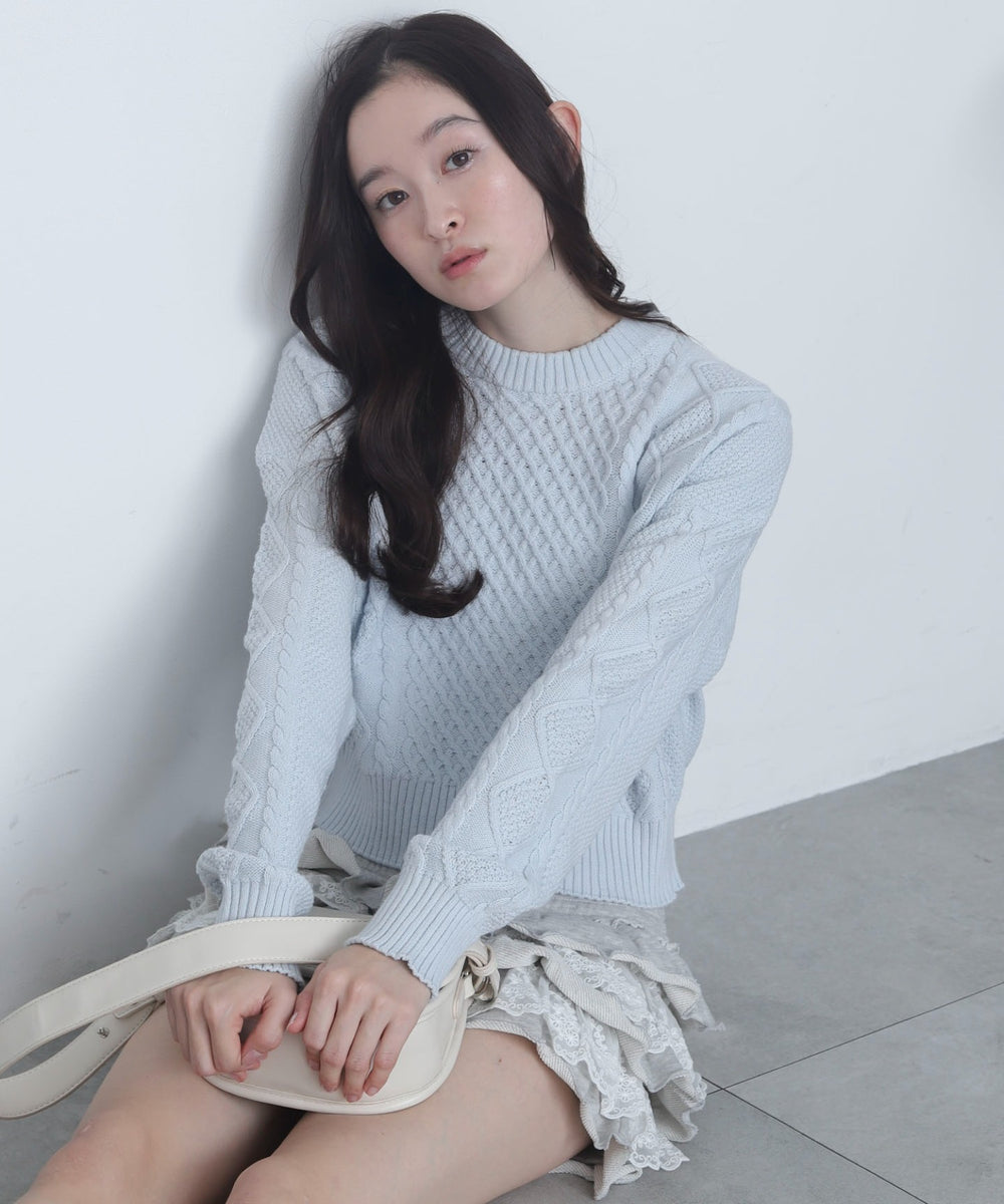 サックス　モデル：163cm M着用