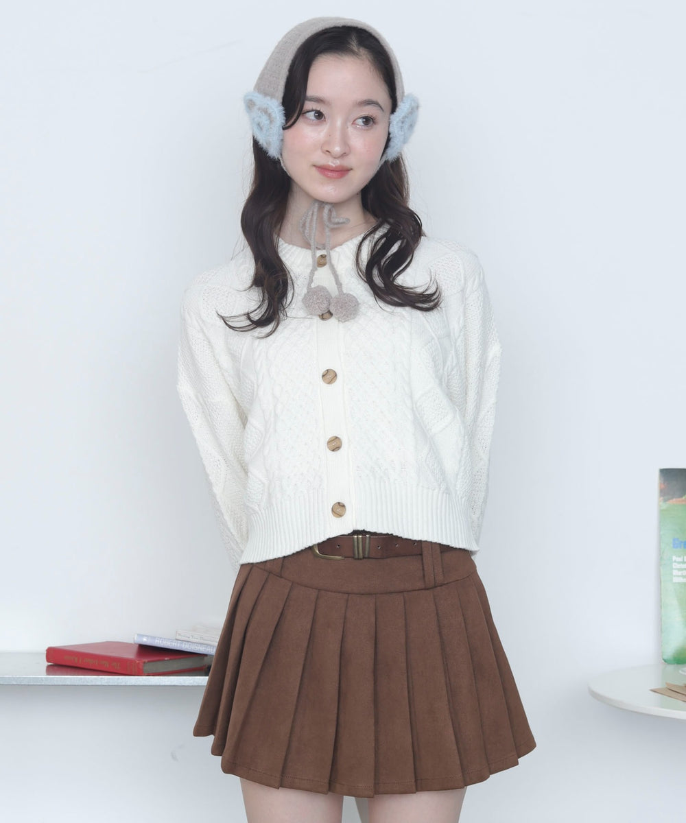 ホワイト　モデル：163cm M着用