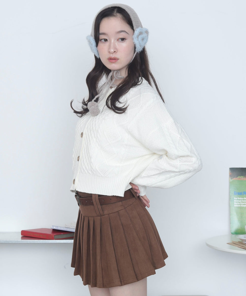 ホワイト　モデル：163cm M着用