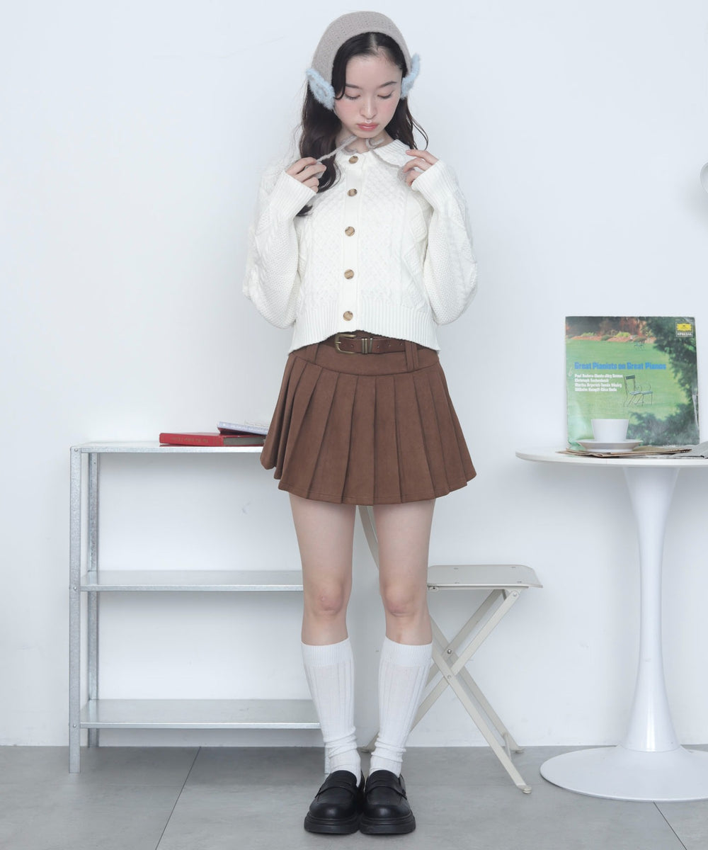 ホワイト　モデル：163cm M着用