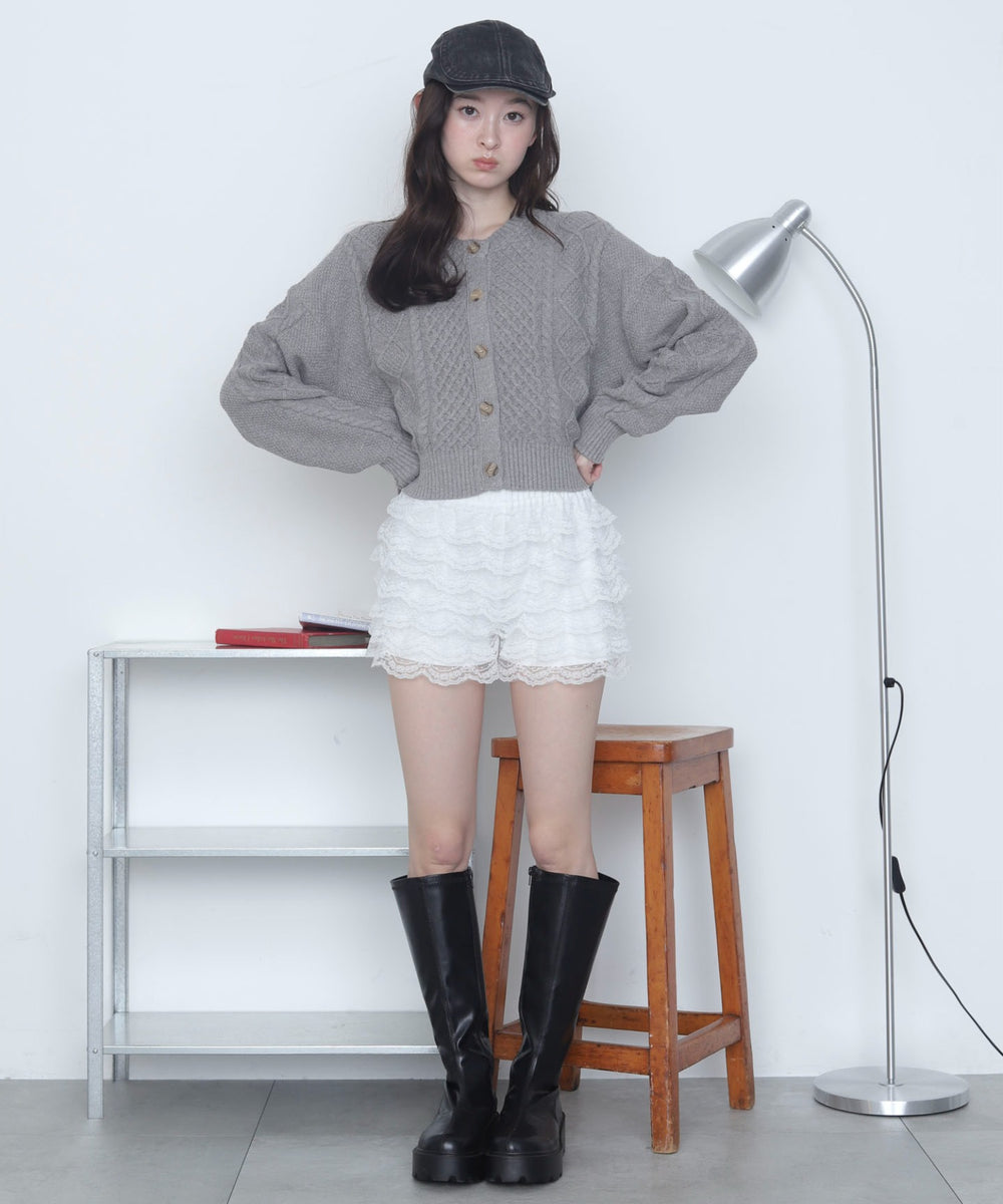 グレー　モデル：163cm M着用