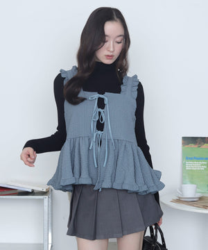 サックス　モデル：163cm M着用