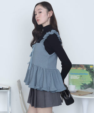 サックス　モデル：163cm M着用