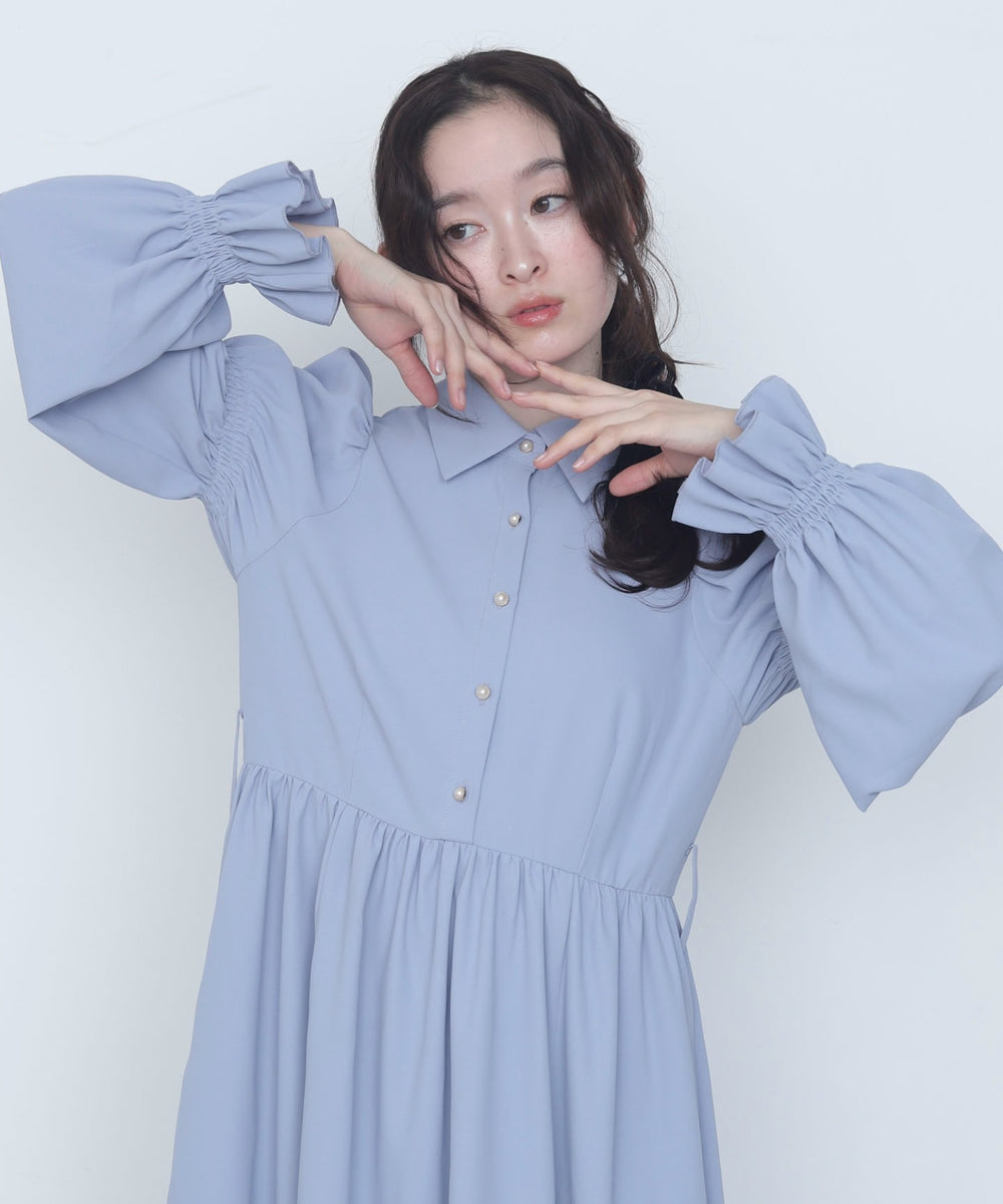 サックス　モデル：163cm M着用